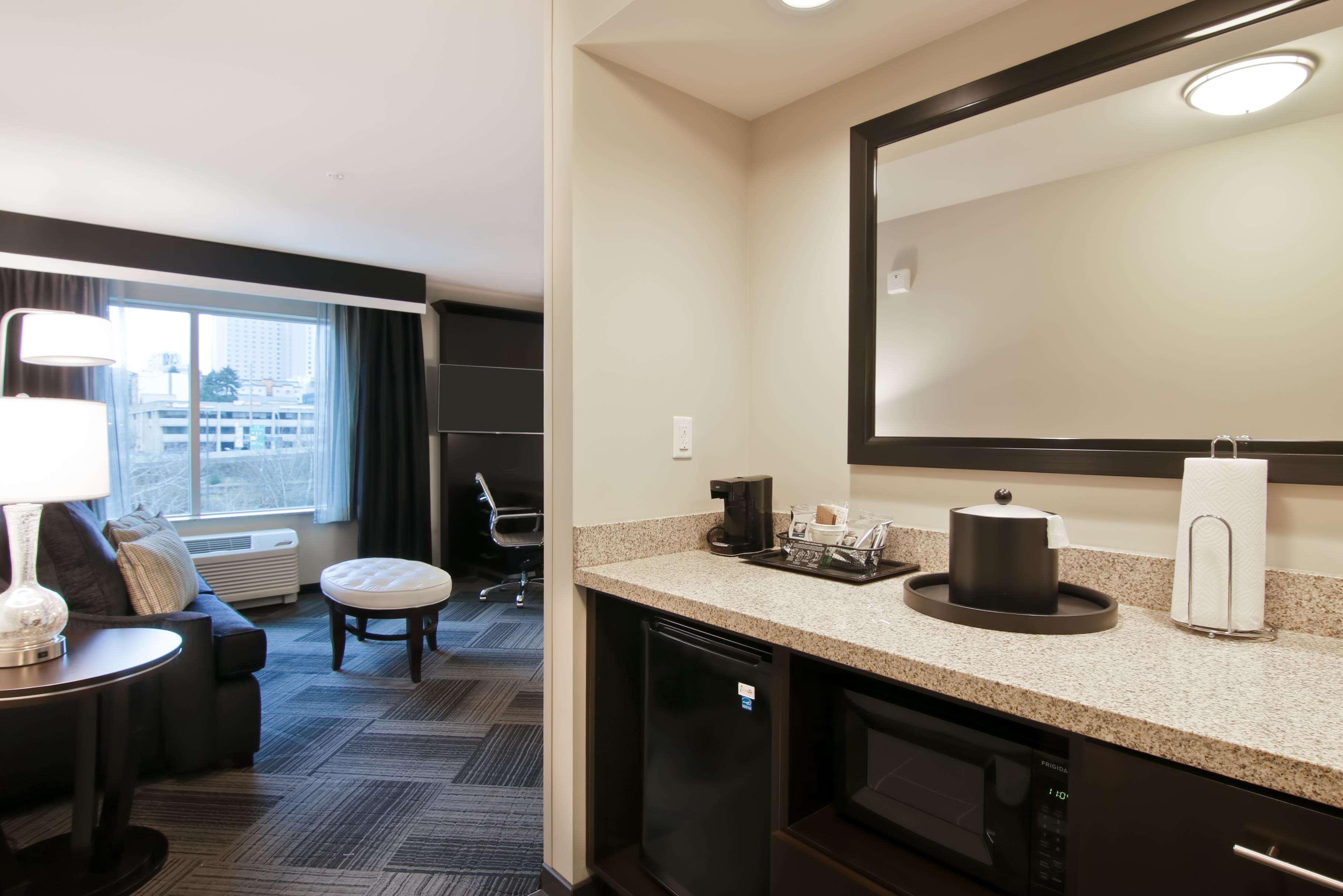 Hampton Inn & Suites Bellevue Downtown/Seattle Exteriör bild
